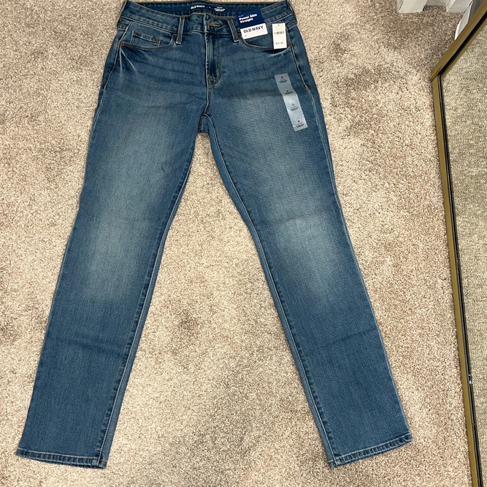 Old Navy Power Straight Mid-Rise Jeans, New With Tags - size 4